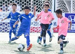 2-1！英超前四又变了：切尔西逆转+反超曼城回前四，争四5队差6分